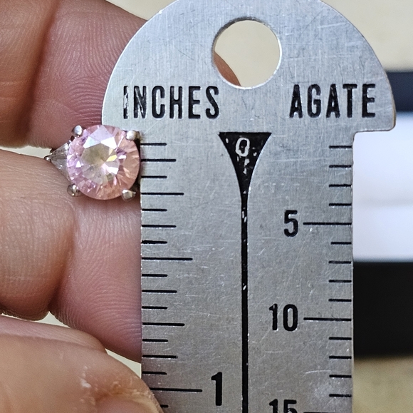 NEW Pink Simulated Diamond • Sterling Silver Art Deco Ring • size 7.5 - Picture 6 of 6